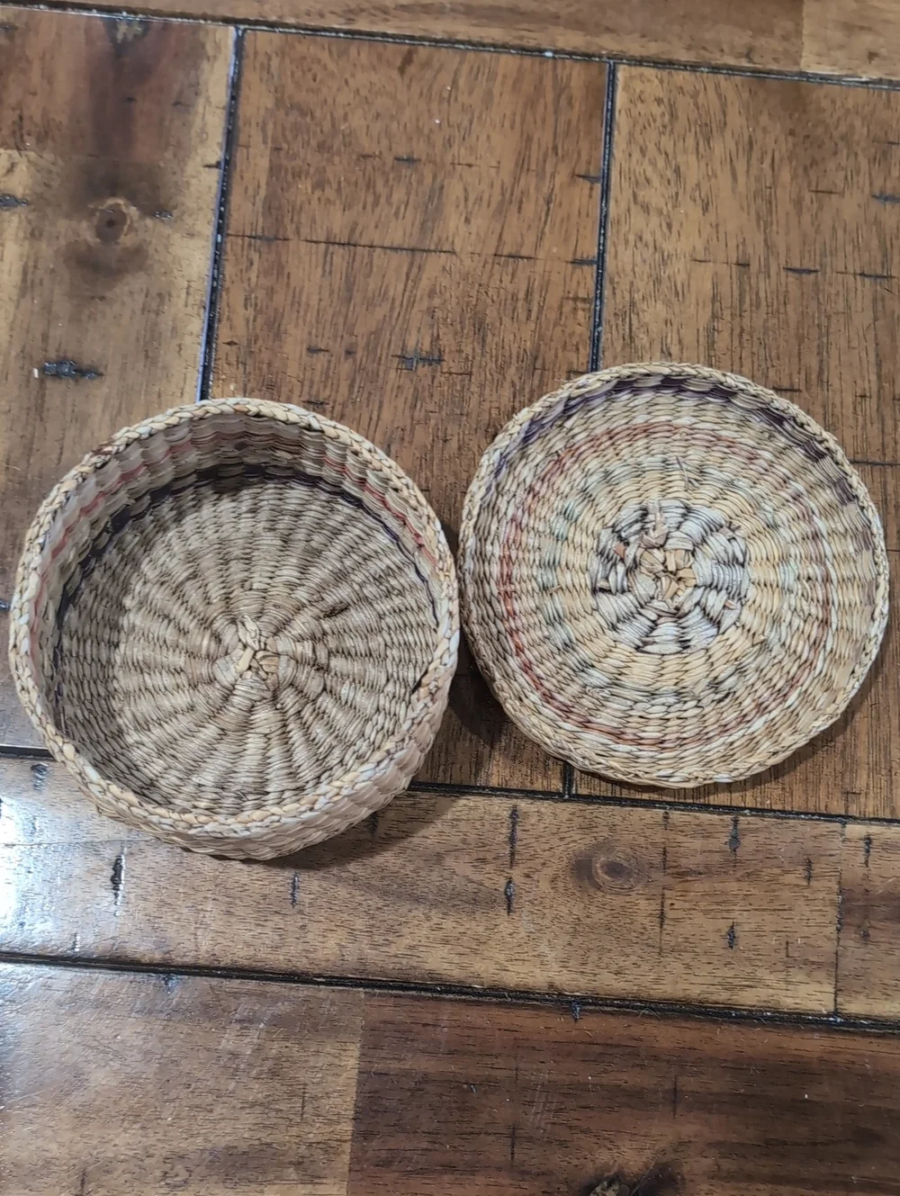 Two (2) Vintage Handwoven Sweetgrass Trinket Baskets With Lids